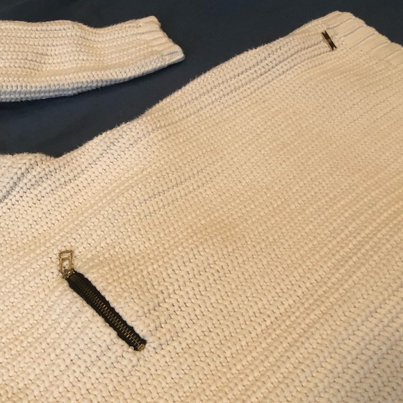 Tommy Hilfiger knit sweater - Picture 3 of 3